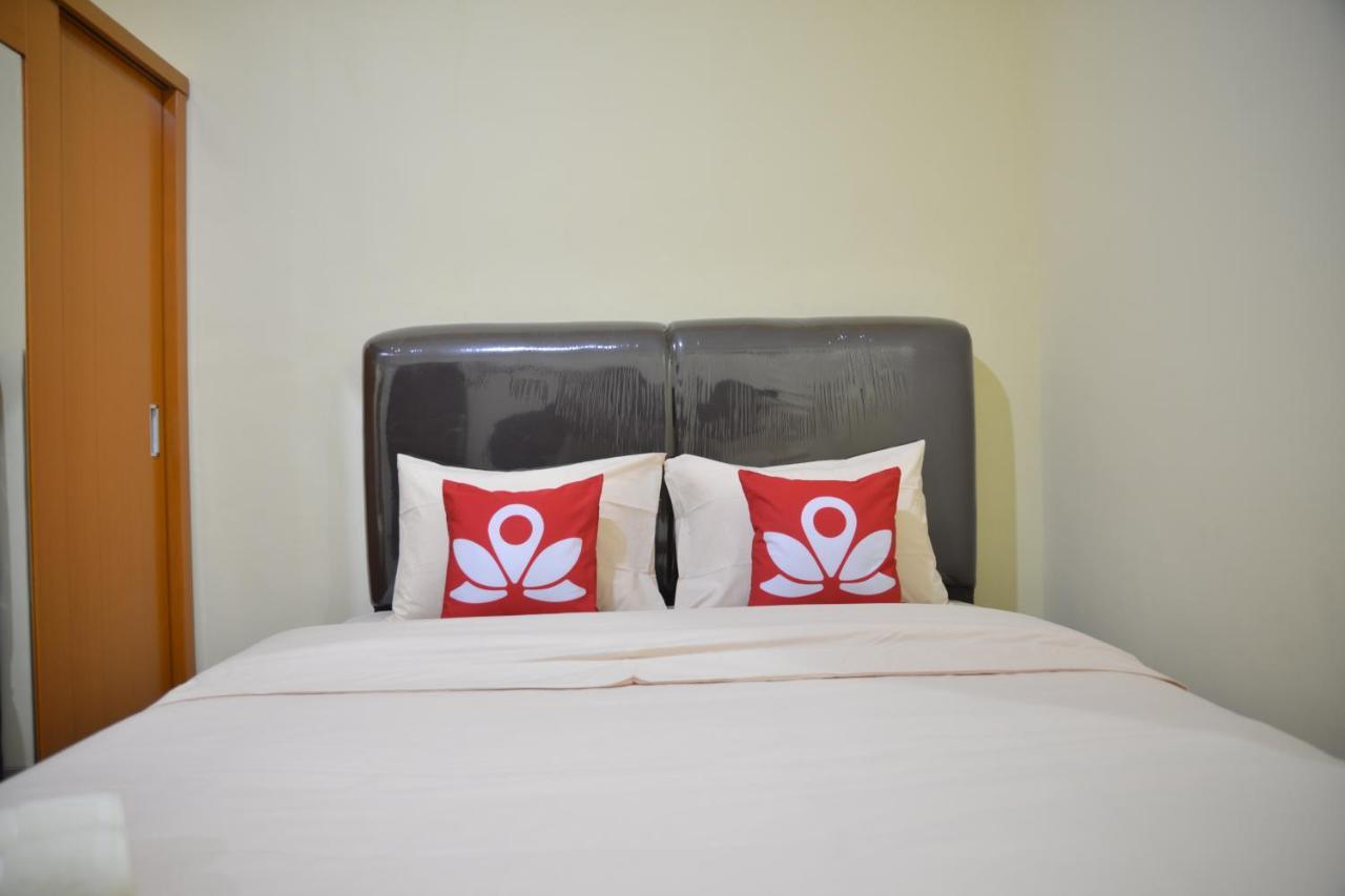 Zen Rooms Near Itc Roxy Mas Cakarta Dış mekan fotoğraf