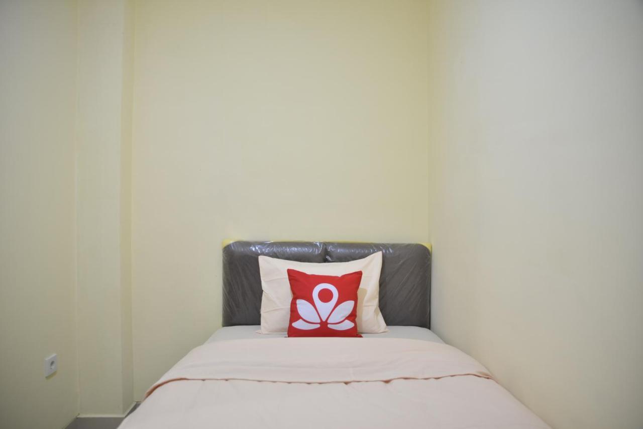 Zen Rooms Near Itc Roxy Mas Cakarta Dış mekan fotoğraf
