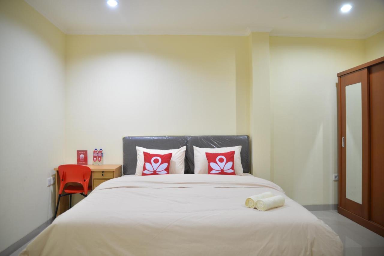 Zen Rooms Near Itc Roxy Mas Cakarta Dış mekan fotoğraf